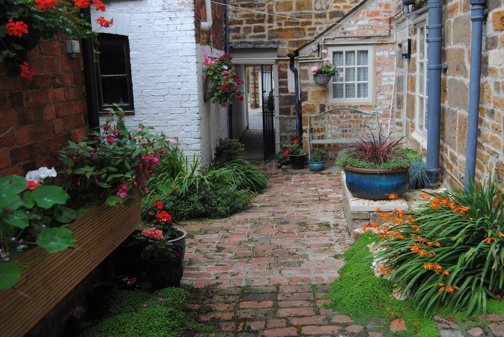 High Street Apartment Uppingham Esterno foto