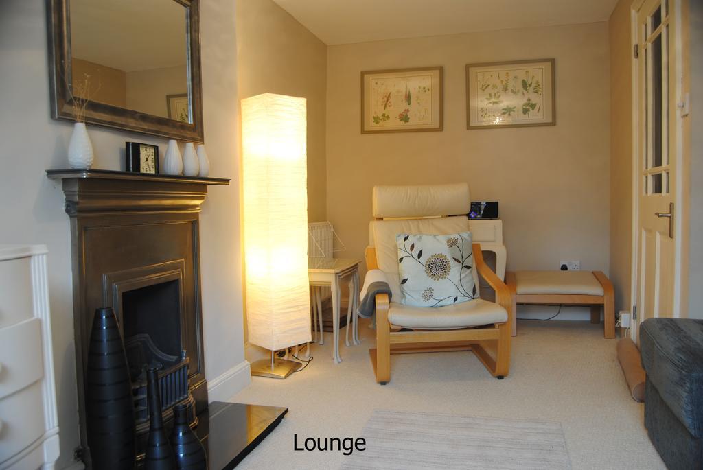 High Street Apartment Uppingham Esterno foto