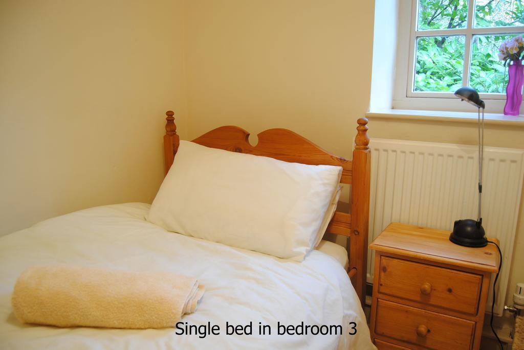 High Street Apartment Uppingham Esterno foto