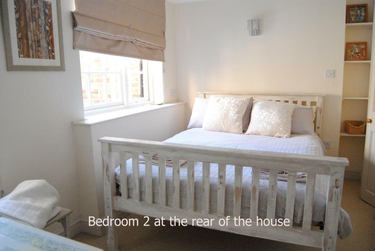 High Street Apartment Uppingham Esterno foto